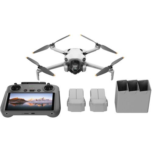 DJI Mini 4 Pro Drone Fly More Combo Plus (DJI RC-2)
