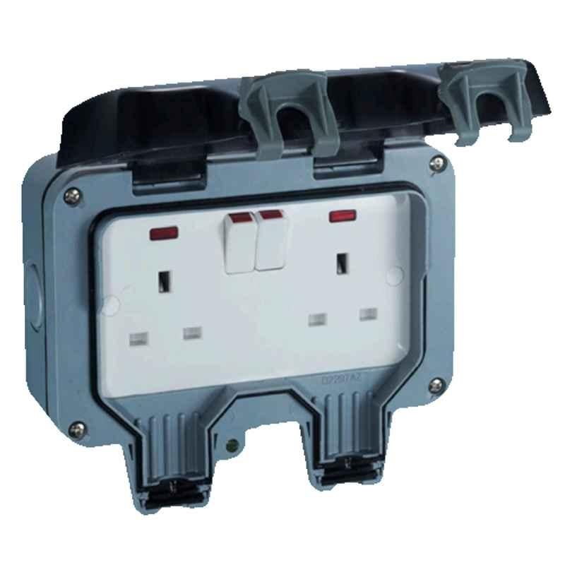 Weatherproof wiring device 13A-IP66 2 gang socket RR